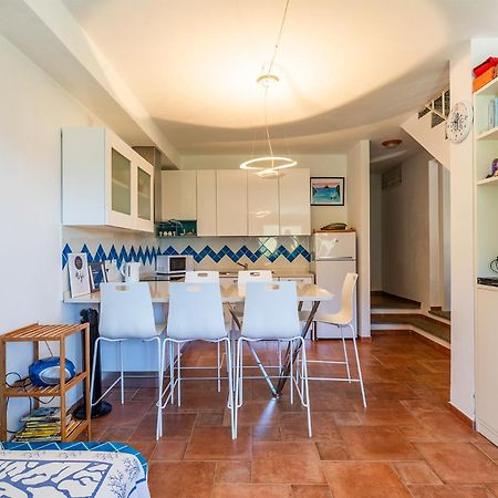 Villa Perdalonga, Vista Mare Sea View Tuerredda テウラーダ エクステリア 写真